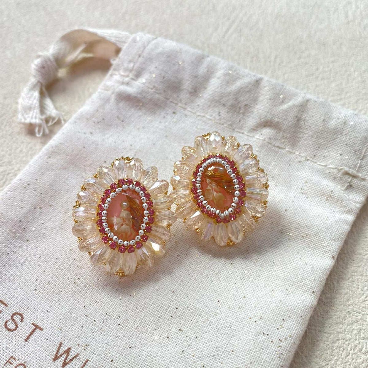 Vintage Cameo Floral Stud Earrings – Romantic Statement Earrings with S925 Silver Posts