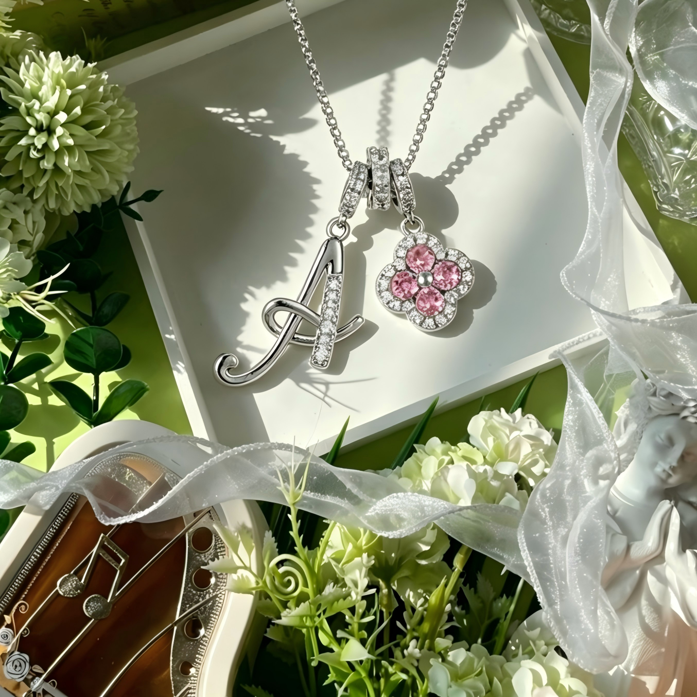 Dainty Four Leaf Clover Alphabet Necklace - Trendy Light Luxury Choker