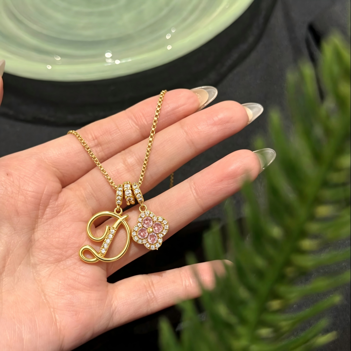 Dainty Four Leaf Clover Alphabet Necklace - Trendy Light Luxury Choker