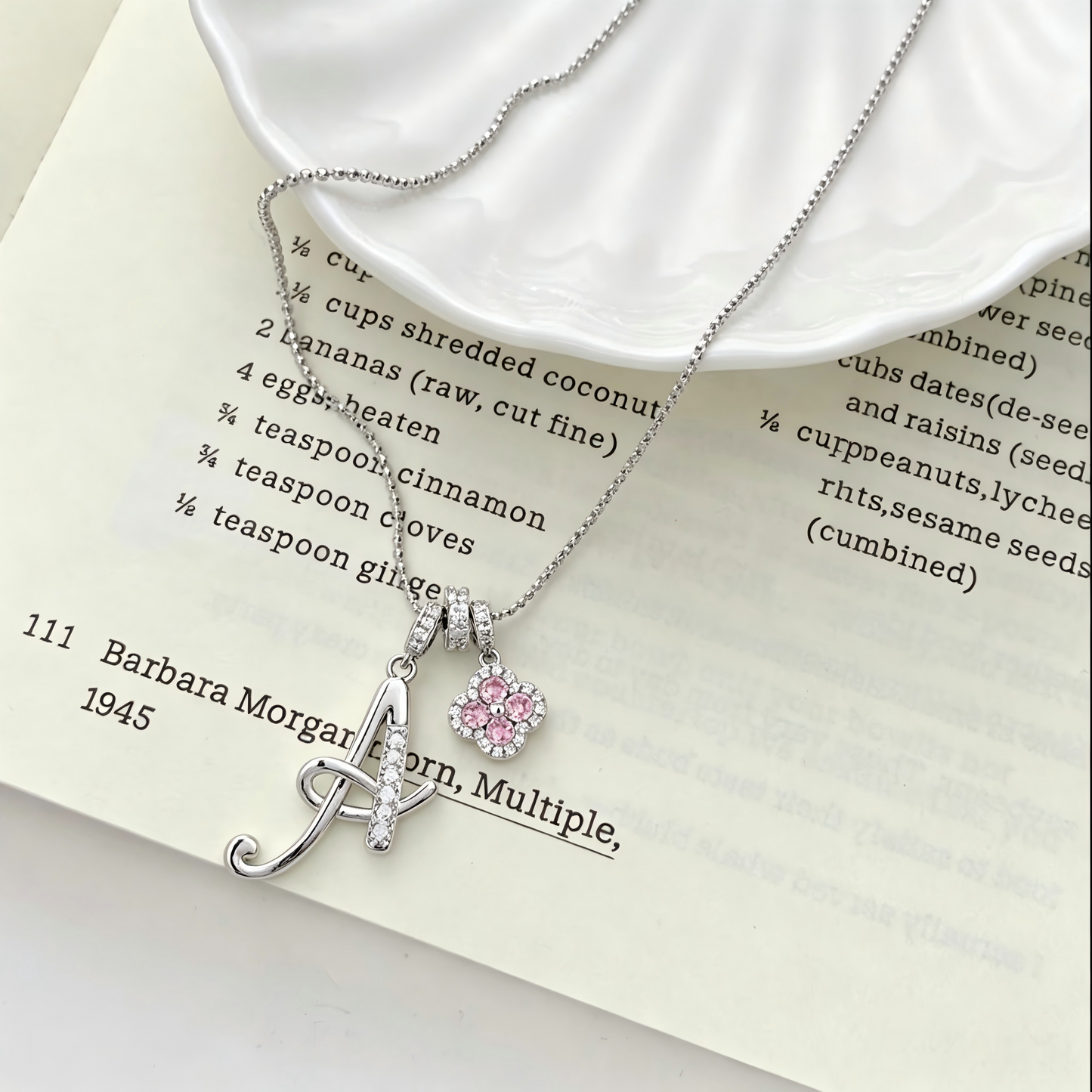 Dainty Four Leaf Clover Alphabet Necklace - Trendy Light Luxury Choker